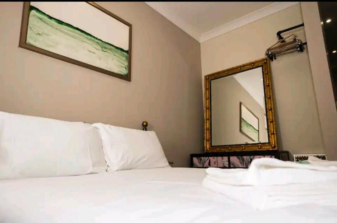 Apartament Stones Throw Scarborough Zewnętrze zdjęcie